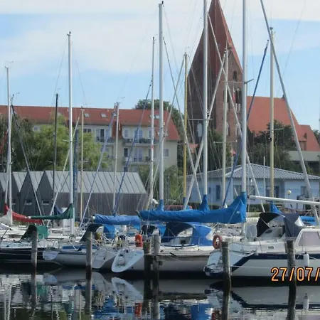 Appartement Ferienwohnung Im Grunen *